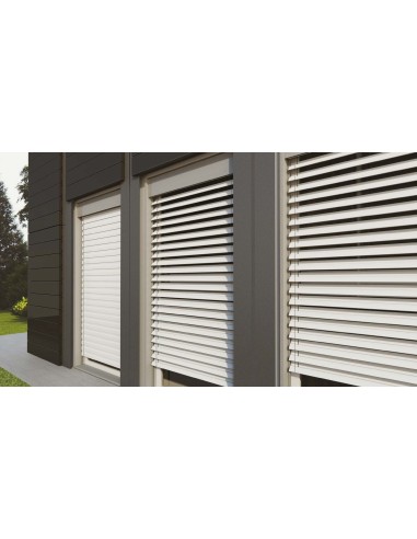 Brise-soleil extérieur guidé en aluminium avec lames de 90 mm (Z90)